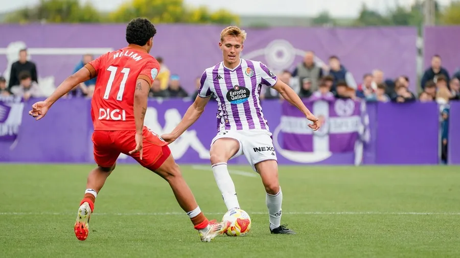 El Real Valladolid cede a Aranda a la Ponferradina